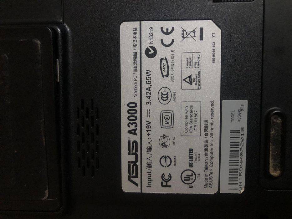Ноутбук Asus A3000
