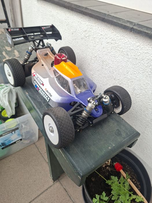 Buggy Mugen Seiki Mbx8 nitro