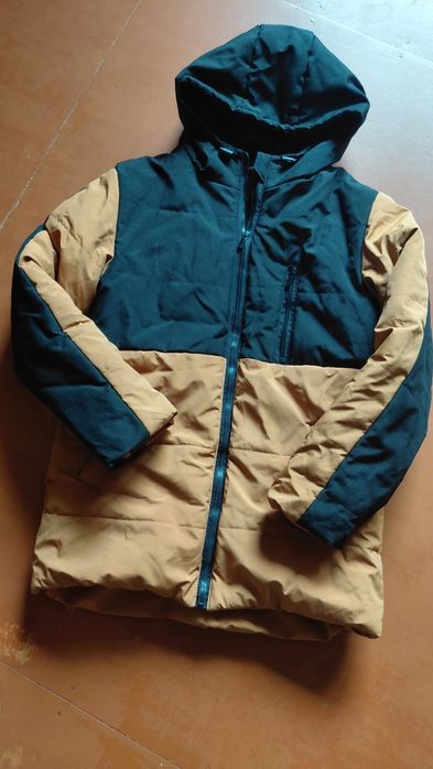 Куртка  подростковая  в отличном состоянии