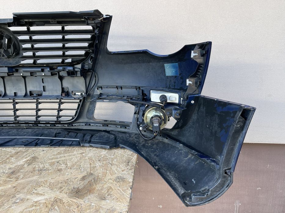 Бампер передній VW Passat B6 LD5Q Фольксваген Пасат Б6