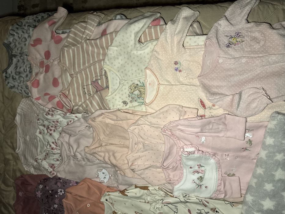 Набір речей на новонародженої дитини