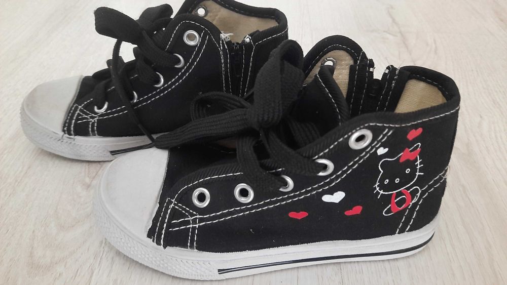 Trampki Nowe z suwakiem rozmiar 27