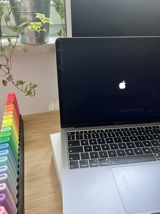 macbook air laptop