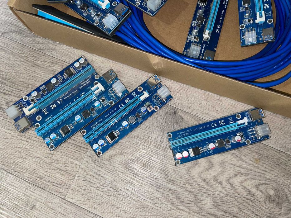 Адаптери, конектори Райзери PCI-E USB3.0 плати і кабеля