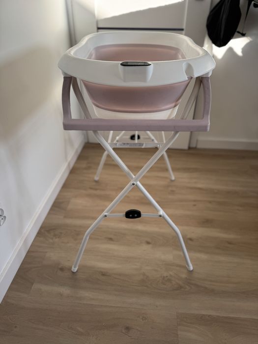 Skladana wanienka ze stelażem