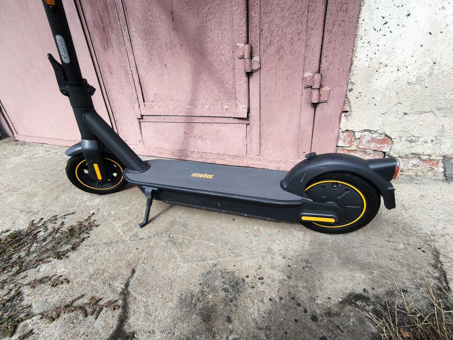 Segway Ninebot KickScooter Max G30E II
