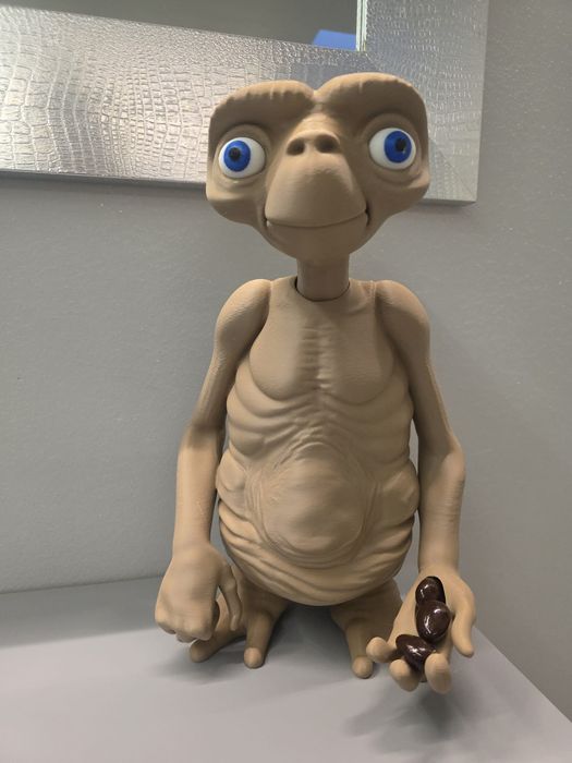 Figura decorativa inspirada no ET - 33cm