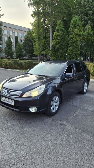 Subaru autback 2011