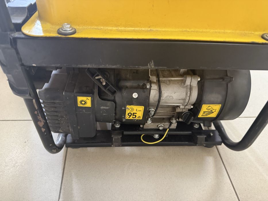 Інверторний генератор 2 кВт Stanley SIG 2000-1