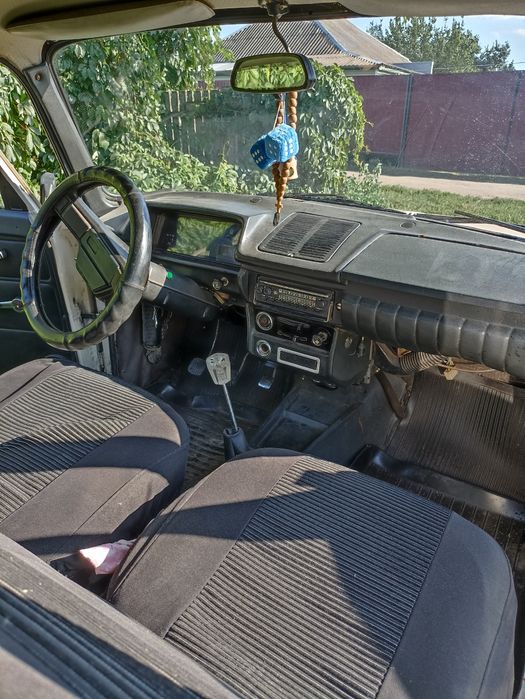 продам автомобіль москвич