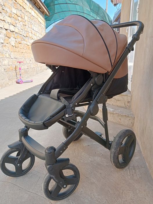 Дитяча коляска зима-літо 2 в 1