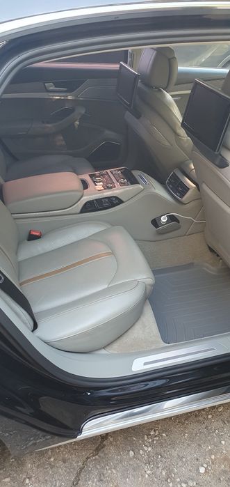 Ауді А8 4.0 TFSI