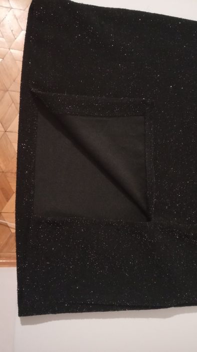 Sukienka błyszcząca z srebrna nitką