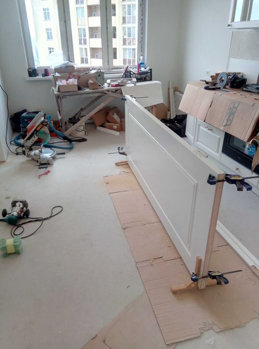 Установка межкомнатных дверей. Врезка замков, петель, установка ручек ...