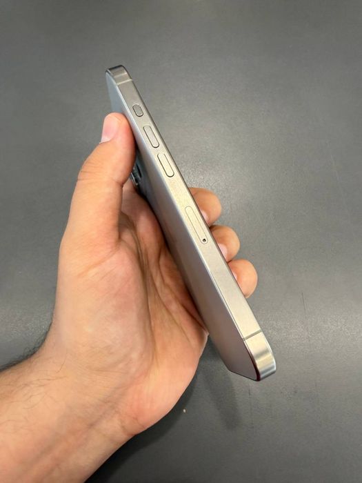 Продам iPhone 15 Pro