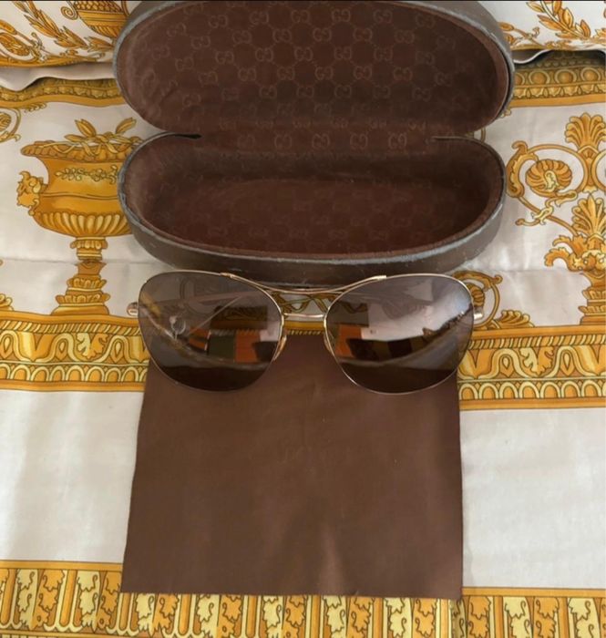 Óculos Gucci Dourados Ref: GG4253/S