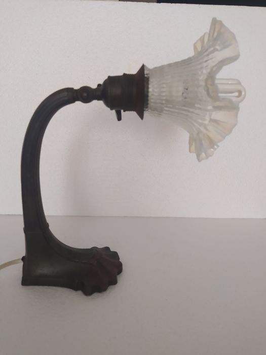 Lampka secesyjna na biurko mosiądz tulipan