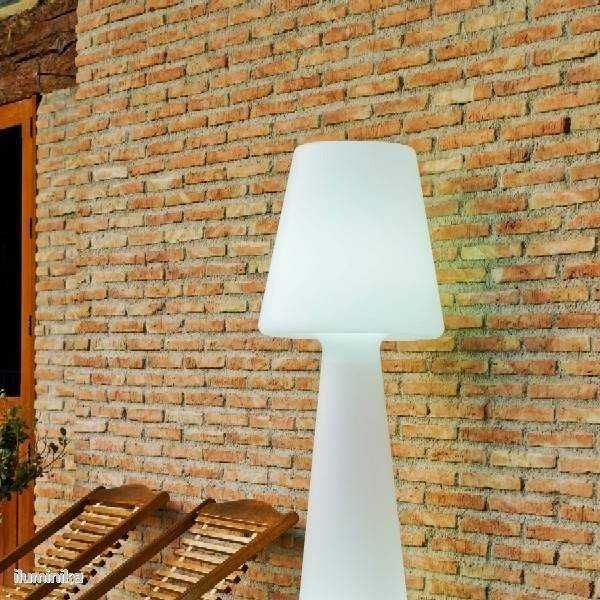 Candeeiro em plastico