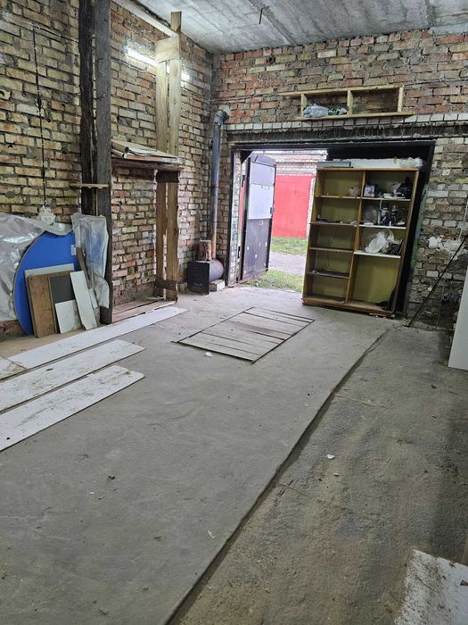 Здається в оренду гараж в АК ЗОРЯ (Буча, вул.Гребінки 2)