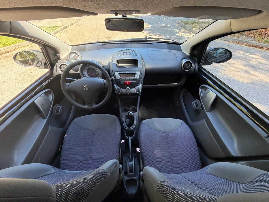 Peugeot 107 de 2008 em ótimo estado