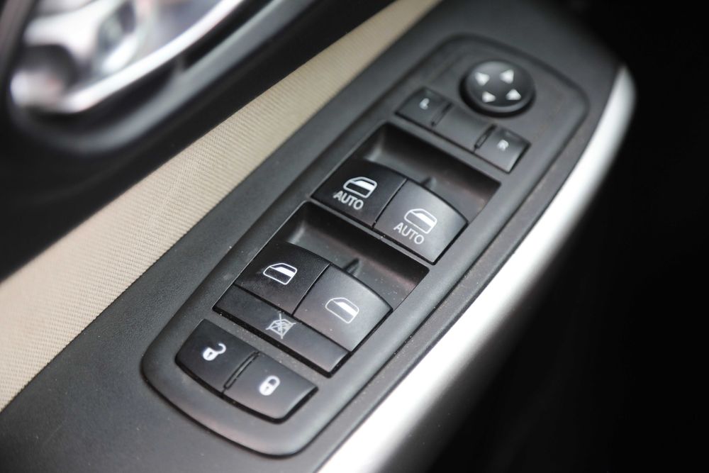 Продам Jeep Cherokee