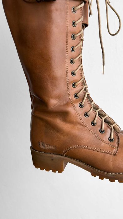 Karmelowe kozaki sznurowane Ryłko 35