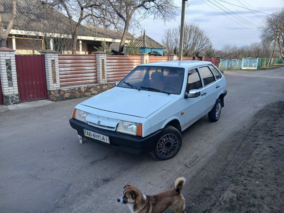 Продам автомобіль ваз 2109