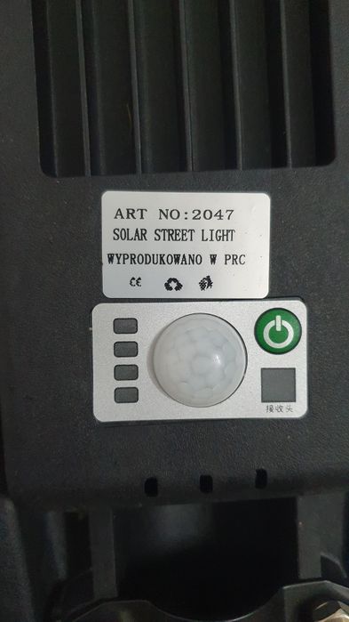 Lampa solarna z czujnikiem zmierzchu i ruchu