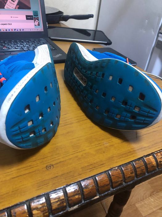 adidas bounce кроссовки