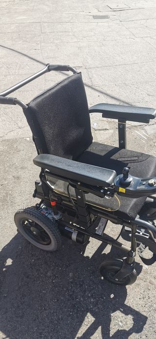 Wózek inwalidzki elektryczny