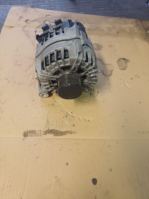Alternator BMW 3,0 diesel N57D30B