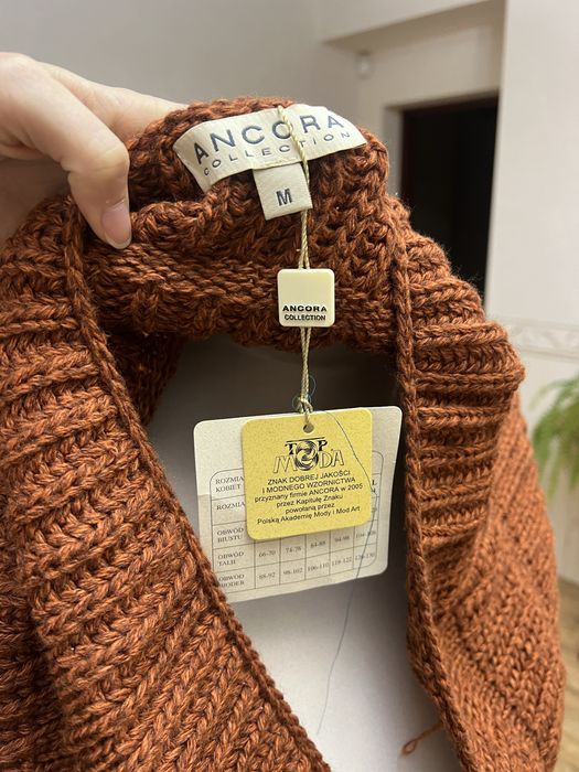 Wełniane ponczo poncho narzuta ruda dziergana nowa z metką