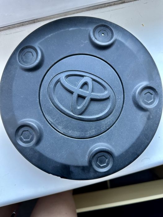 Toyota ProAce II dekiel dekielki 5x108 16 oryginalne komplet 4 szt OEM