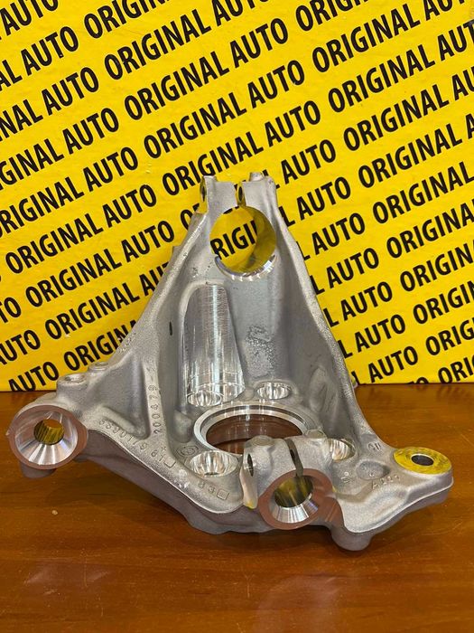 Цапфа  bmw x1 u11 ліва права нова оригінал