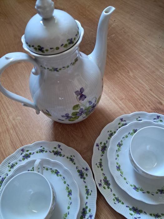 Zestaw porcelanowy kawowy