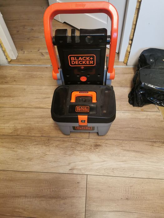 Stół warsztatowy dla dzieci