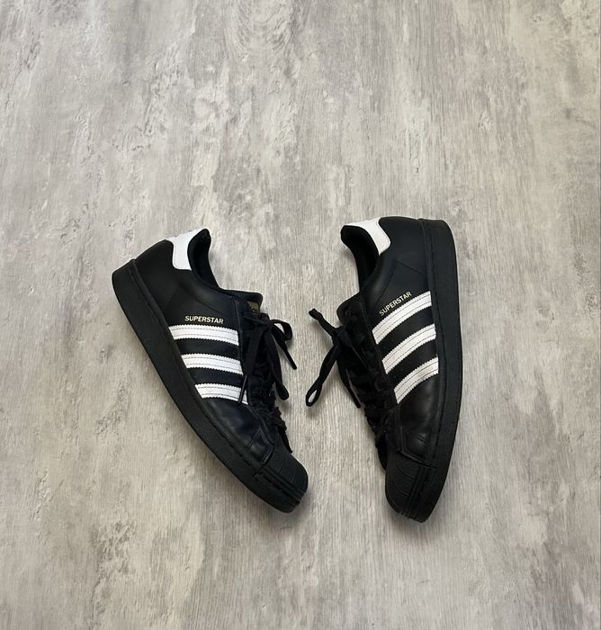 Adidas superstar black nike sb