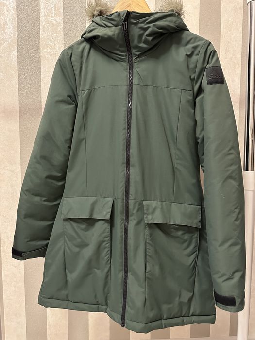 Жіноча весняна  куртка