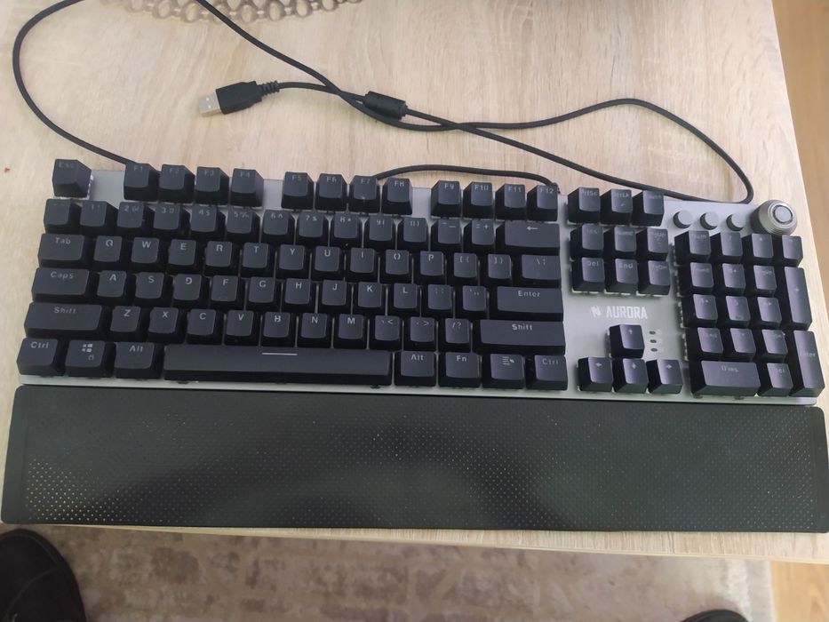 Klawiatura mechaniczna Aurora K-4