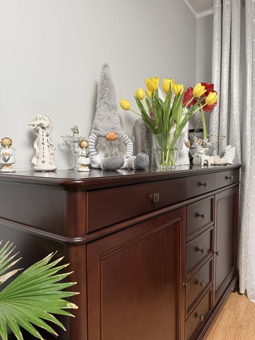 Meble drewniane zadbane