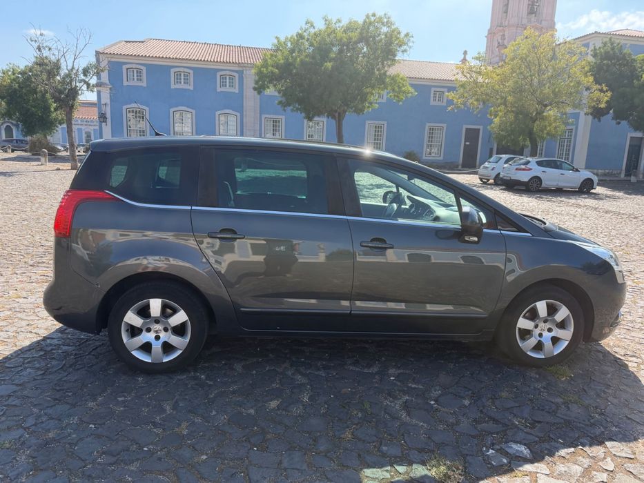 Peugeot 5008 1.6 Executive