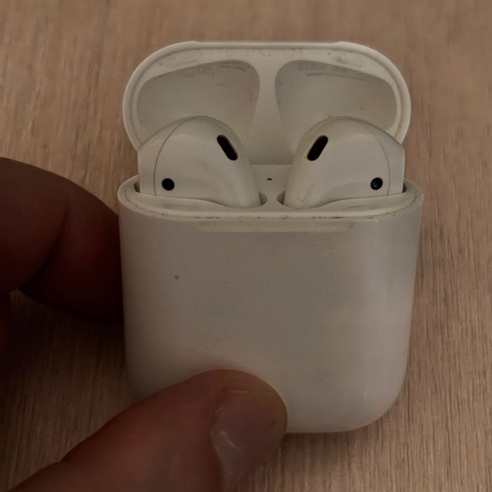 Etui ładujące do Airpods 2 A1602