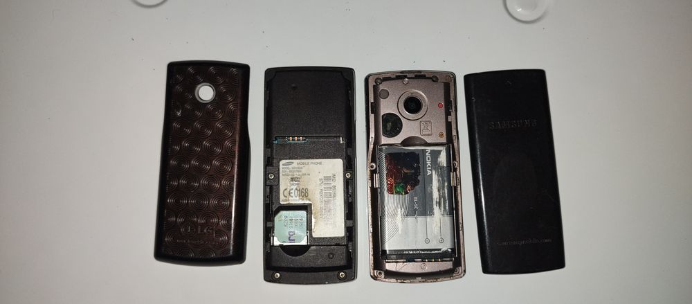 Телефони 2штучкі.