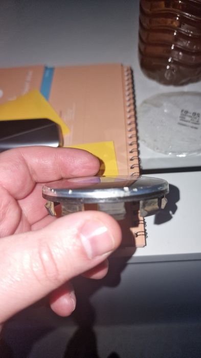 Tampa de jante BMW original.