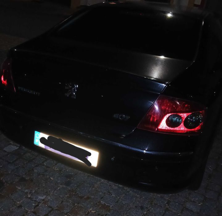 Peujeot 407 em bom estado