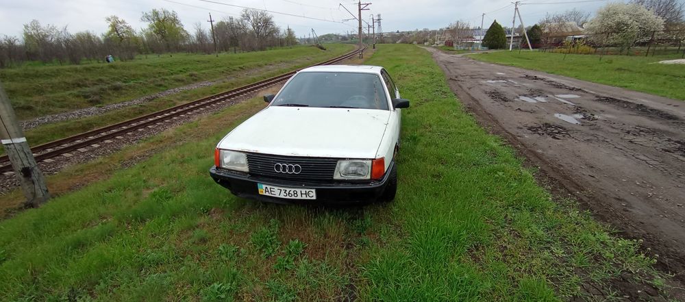 Audi 100 c3 седан АУДІ 100С3