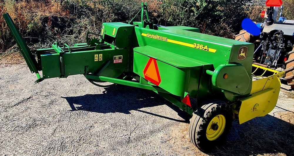 Enfardadeira john deere 336A/349