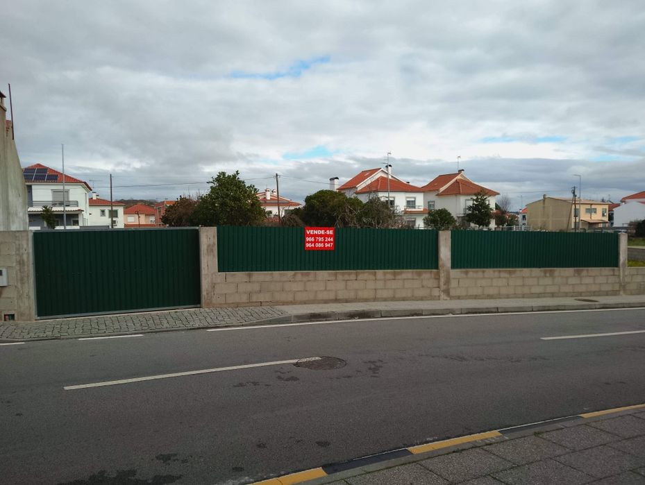 Lote urbano. Valongo, Castelo Branco
