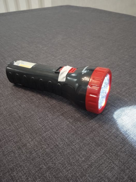 Ліхтар Tiross з акумулятором