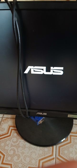 Продам монитор Asus